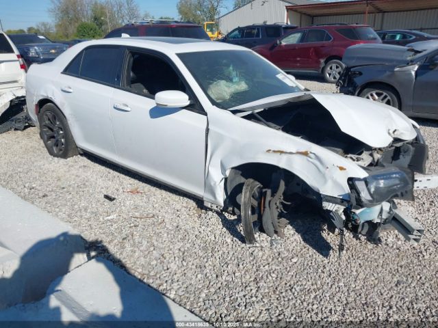 2015 CHRYSLER 300 2C3CCABG5FH766934