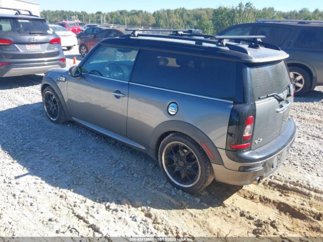 2010 MINI COOPER S CLUBMAN WMWMM3C58ATZ33138 Photo 2