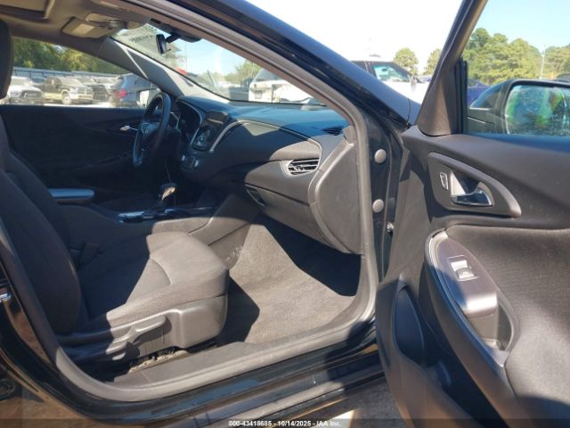 2023 CHEVROLET MALIBU 1G1ZD5ST2PF138400 Photo 4