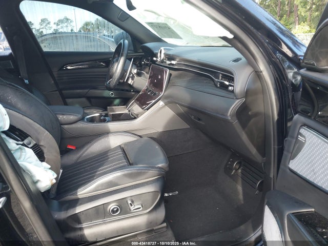 2023 MASERATI GRECALE ZN682AVMXP7407743 Photo 4