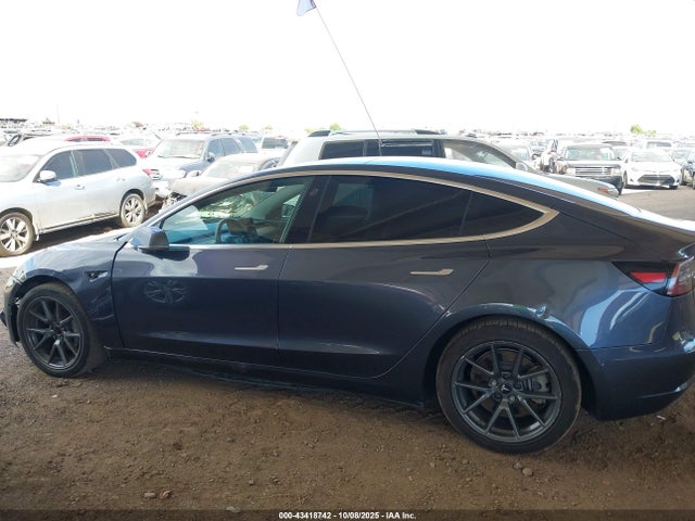 5YJ3E1EA0LF803452 Tesla MODEL 3