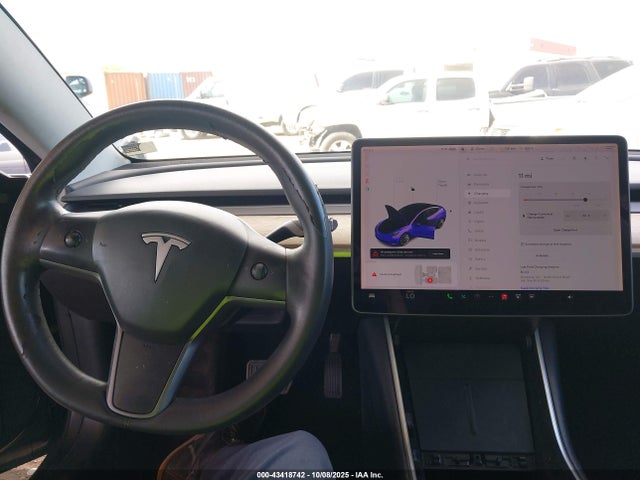 5YJ3E1EA0LF803452 Tesla MODEL 3