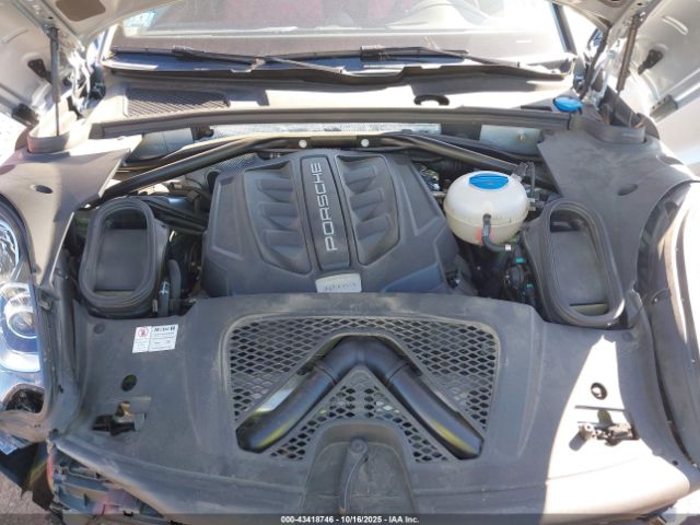 2016 PORSCHE MACAN WP1AB2A57GLB40624 Photo 9