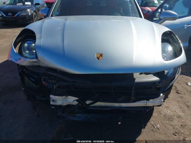 2016 PORSCHE MACAN WP1AB2A57GLB40624 Photo 5