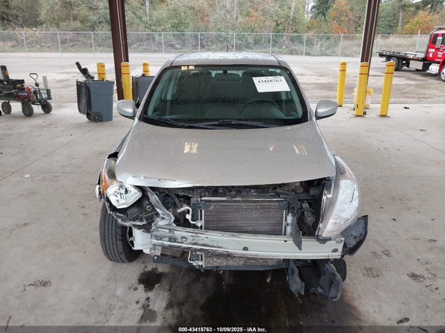 3N1CN7AP7KL831930 Nissan Versa