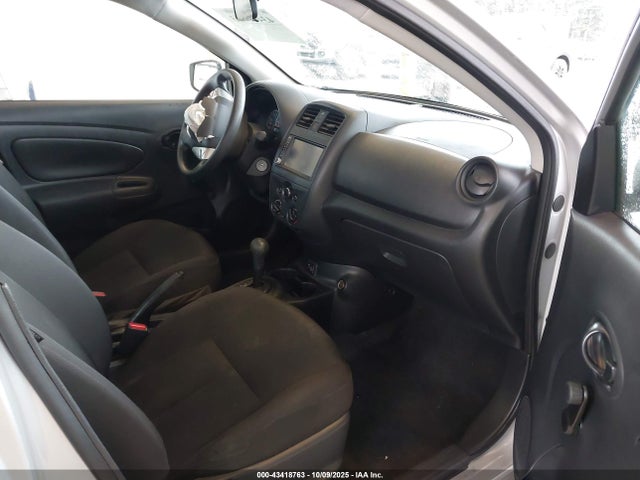 3N1CN7AP7KL831930 Nissan Versa