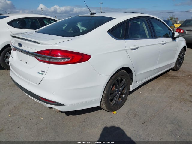 Ford 2018 2018 3FA6P0HD7JR207778 Image 4
