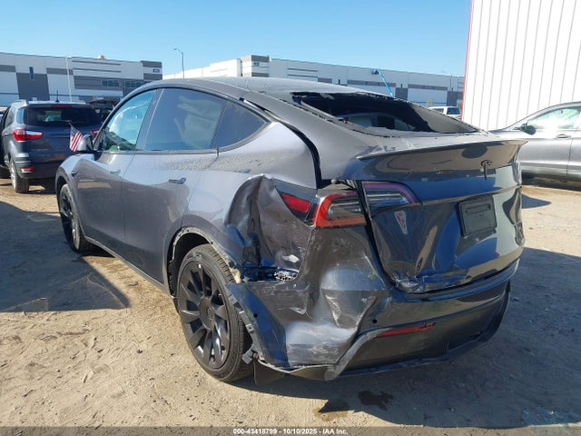2023 TESLA MODEL Y 7SAYGAEE5PF584659 Photo 5
