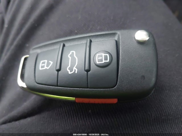 2010 AUDI A6 WAUKGAFB9AN020963 Photo 10