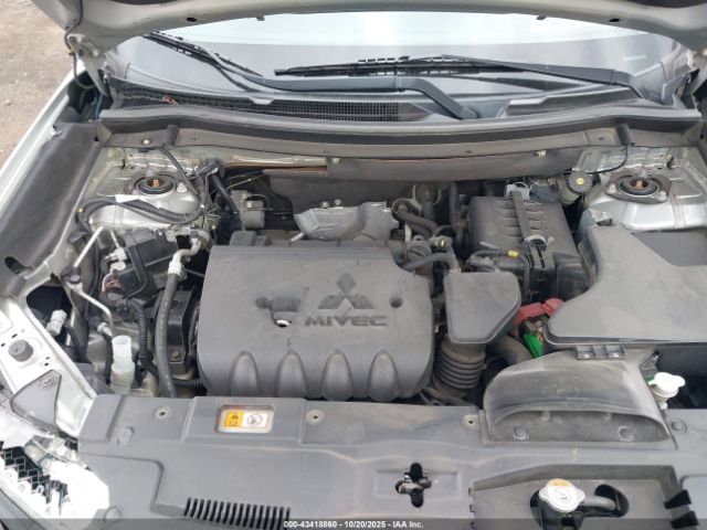 2020 MITSUBISHI OUTLANDER JA4AD3A36LZ030889 Photo 9