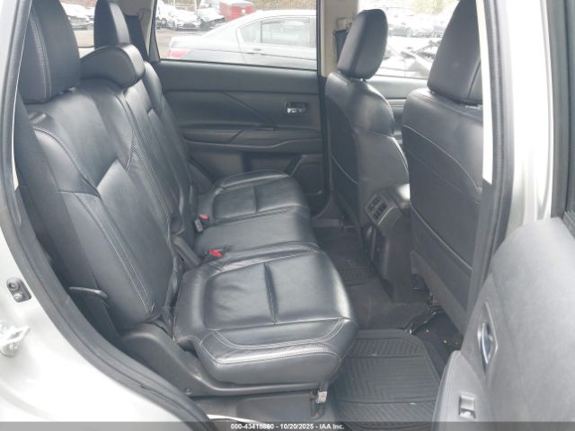 2020 MITSUBISHI OUTLANDER JA4AD3A36LZ030889 Photo 7