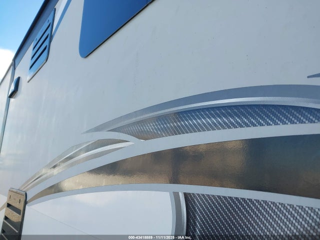 1UJBJ0BS7K14Y0099 Jayco White Hawk 29re Travel Trailer