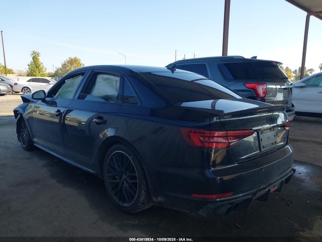 2018 AUDI A4 WAUENAF41JA086452 Photo 2