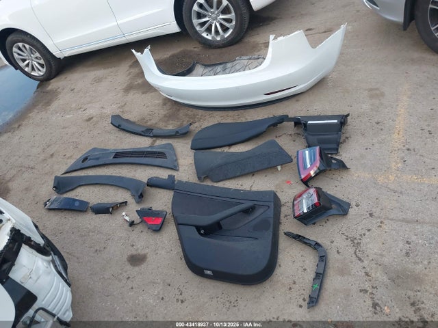Auction sale of the 2019 Tesla Model 3 Long Range/mid Range/standard Range/standard Range Plus, vin: 5YJ3E1EAXKF416664, lot number: 43418937