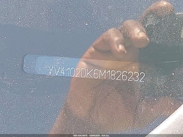 2021 VOLVO XC60 YV4102DK6M1826232 Photo 8