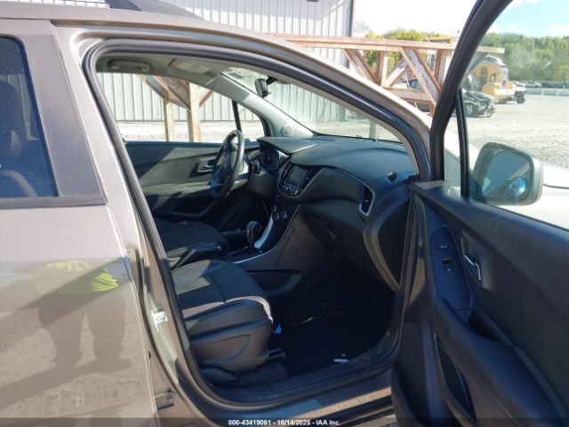 2021 CHEVROLET TRAX KL7CJLSM9MB362072 Photo 4