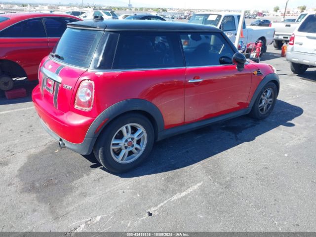 2011 MINI COOPER WMWSU3C56BT097399 Photo 3