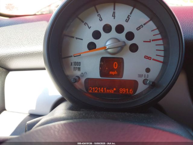 2011 MINI COOPER WMWSU3C56BT097399 Photo 6