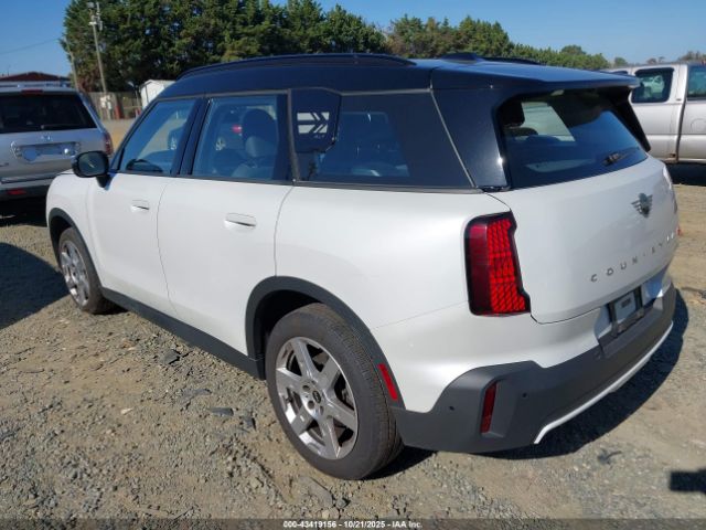 2025 MINI COUNTRYMAN WMZ23GA02S7S22007 Photo 2