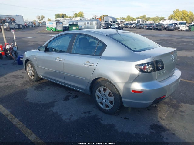 2007 MAZDA MAZDA3 JM1BK32G671676696 Photo 2
