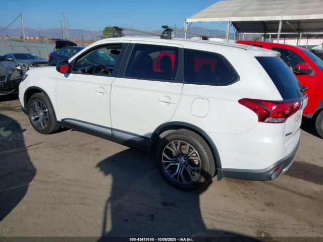 2016 MITSUBISHI OUTLANDER JA4AD2A30GZ014106 Photo 2