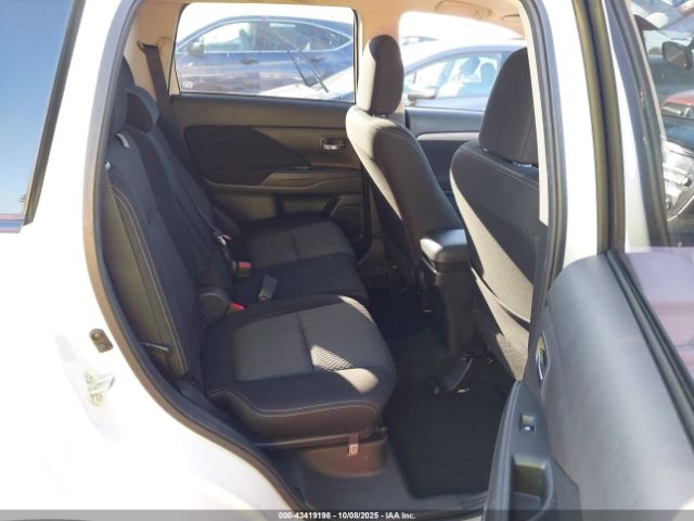 2016 MITSUBISHI OUTLANDER JA4AD2A30GZ014106 Photo 7