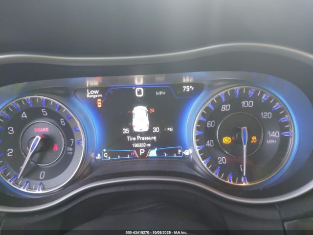 2015 CHRYSLER 300C 2C3CCAEG0FH791851 Photo 6