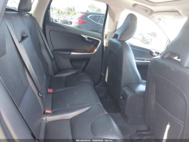 2017 VOLVO XC60 YV449MRU6H2177413 Photo 7