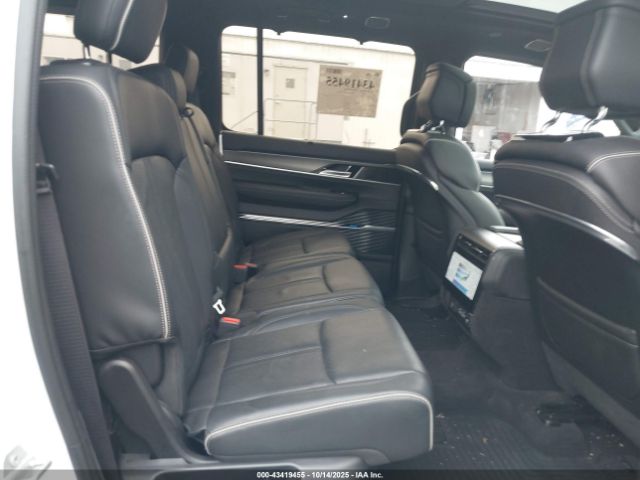 2022 JEEP GRAND WAGONEER 1C4SJVFJ1NS195752 Photo 7