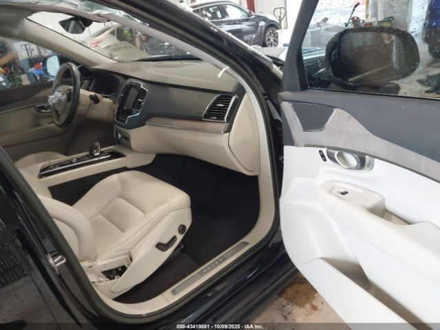2023 VOLVO XC90 YV4062PN9P1977229 Photo 4