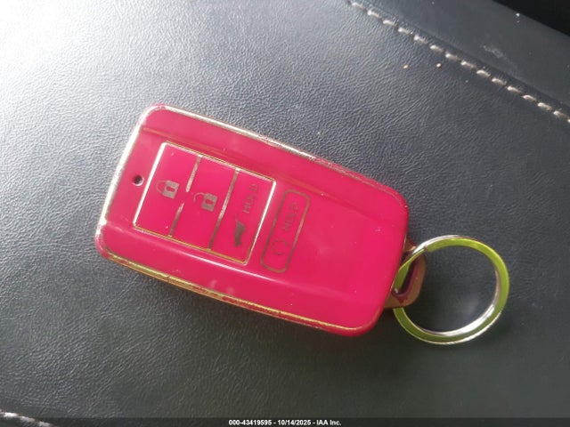 2020 ACURA RDX 5J8TC2H54LL011944 Photo 10