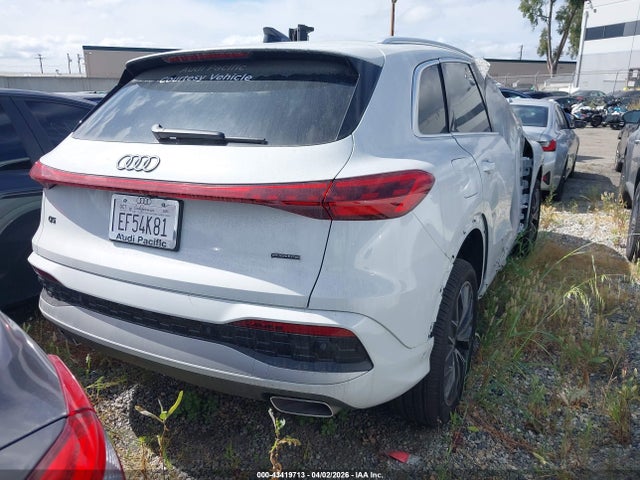 WA12AAGU4S2020094 Audi Q5 Premium Plus