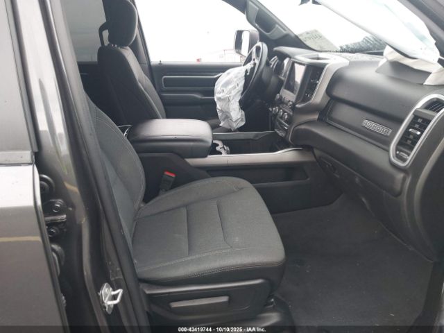 2021 RAM 1500 1C6RREFT9MN750170 Photo 4