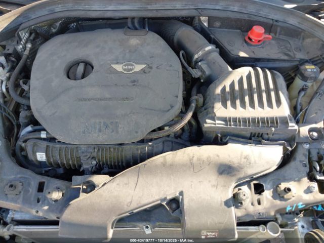 2017 MINI CLUBMAN WMWLN9C59H2B32247 Photo 9