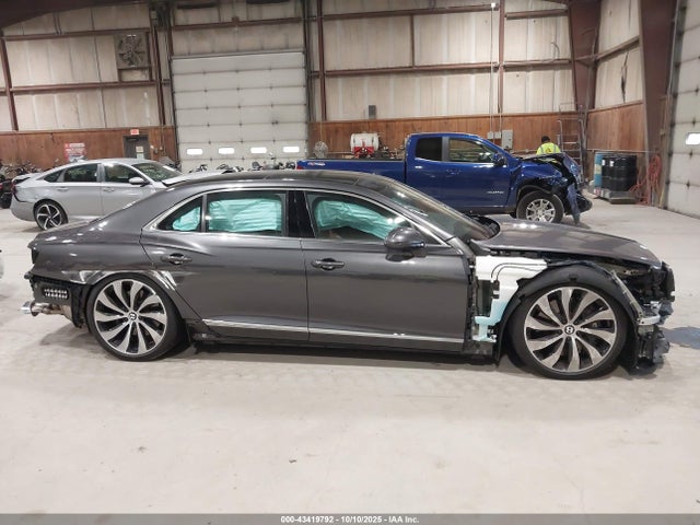 Bentley Flying Spur W12 2022 SCBBB6ZG6NC001586 Image 14