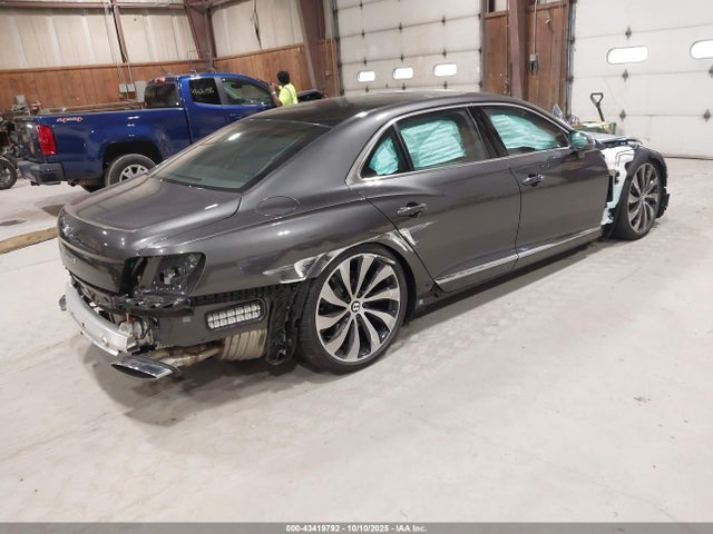 Bentley Flying Spur W12 2022 SCBBB6ZG6NC001586 Image 4