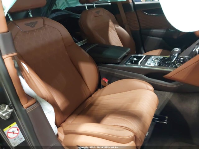 Bentley Flying Spur W12 2022 SCBBB6ZG6NC001586 Image 8