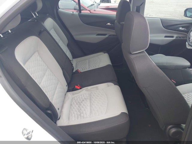 3GNAXHEV4JL361343 Chevrolet EQUINOX LS
