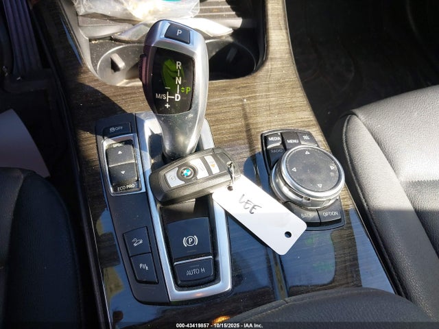 5UXWX9C50G0D74671 BMW X3