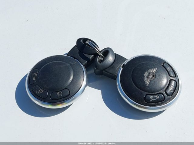 2010 MINI COOPER WMWMR3C56ATZ18980 Photo 10