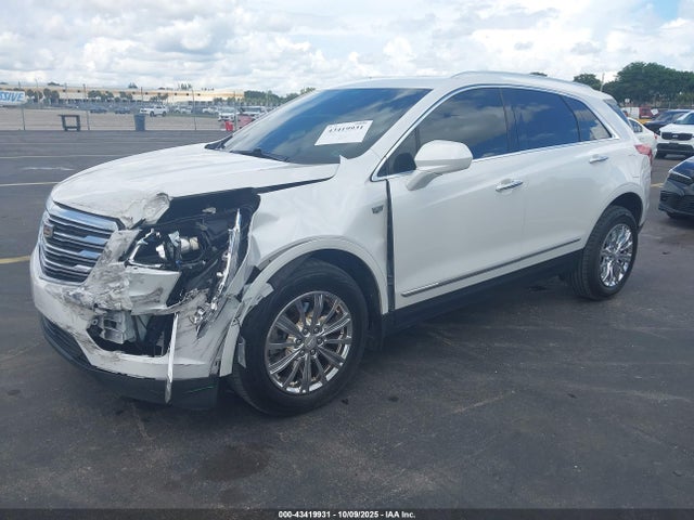 2018 CADILLAC XT5 1GYKNCRSXJZ149247 Photo 1