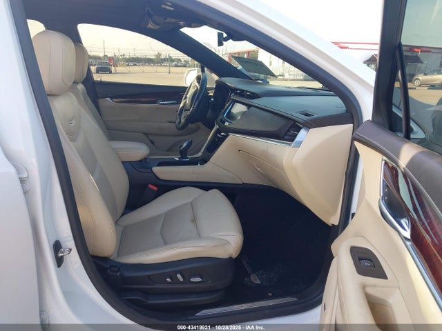 2018 CADILLAC XT5 1GYKNCRSXJZ149247 Photo 4