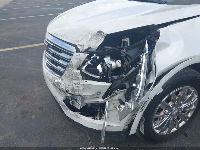 2018 CADILLAC XT5 1GYKNCRSXJZ149247 Photo 5