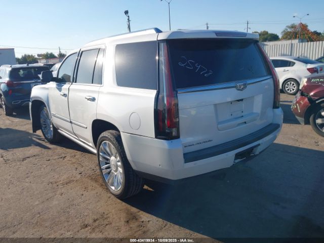 2018 CADILLAC ESCALADE 1GYS3DKJ6JR137366 Photo 2