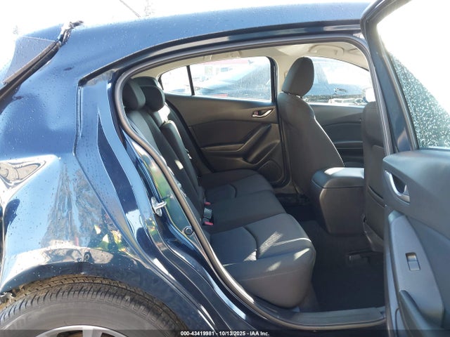 3MZBM1K72GM323371 Mazda Mazda3 I Sport