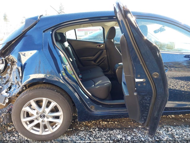 3MZBM1K72GM323371 Mazda Mazda3 I Sport