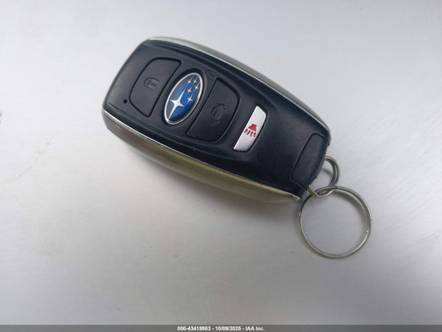 4S4BSENC4H3290624 Subaru u4