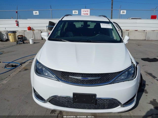 2C4RC1EG6KR597917 Chrysler Pacifica Touring L Plus