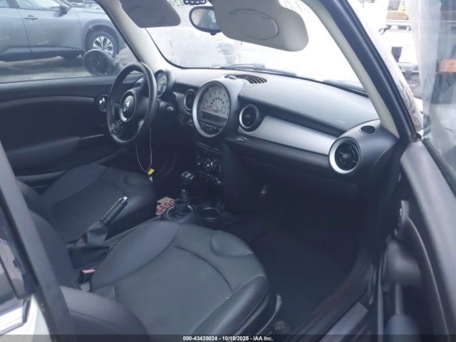 2013 MINI HARDTOP WMWSU3C53DT688406 Photo 4