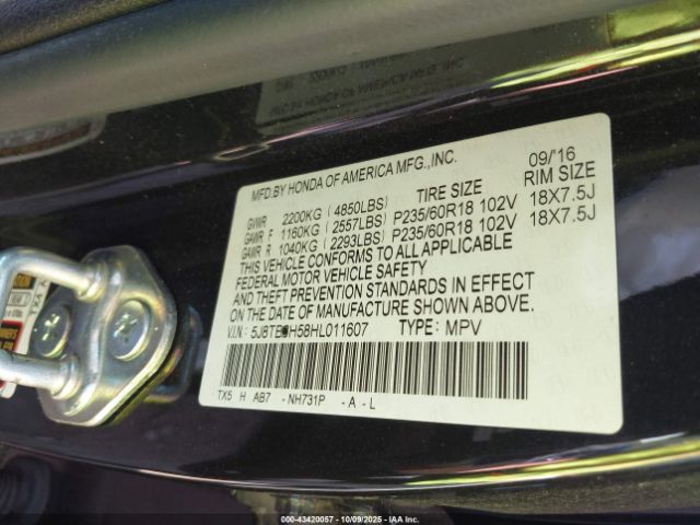 2017 ACURA RDX 5J8TB3H58HL011607 Photo 8